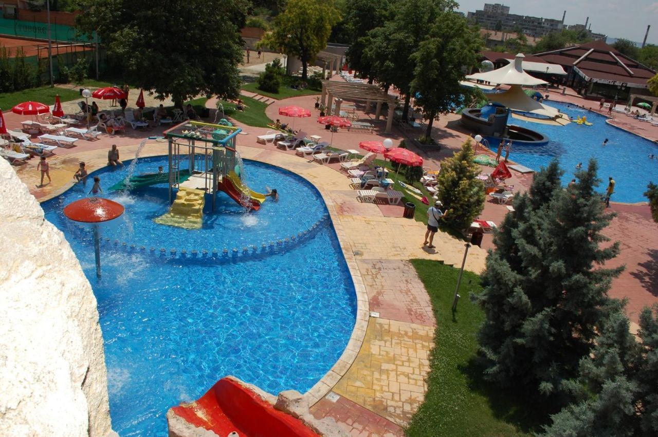 Grande Spa Deluxe Studios Sliven Exterior photo
