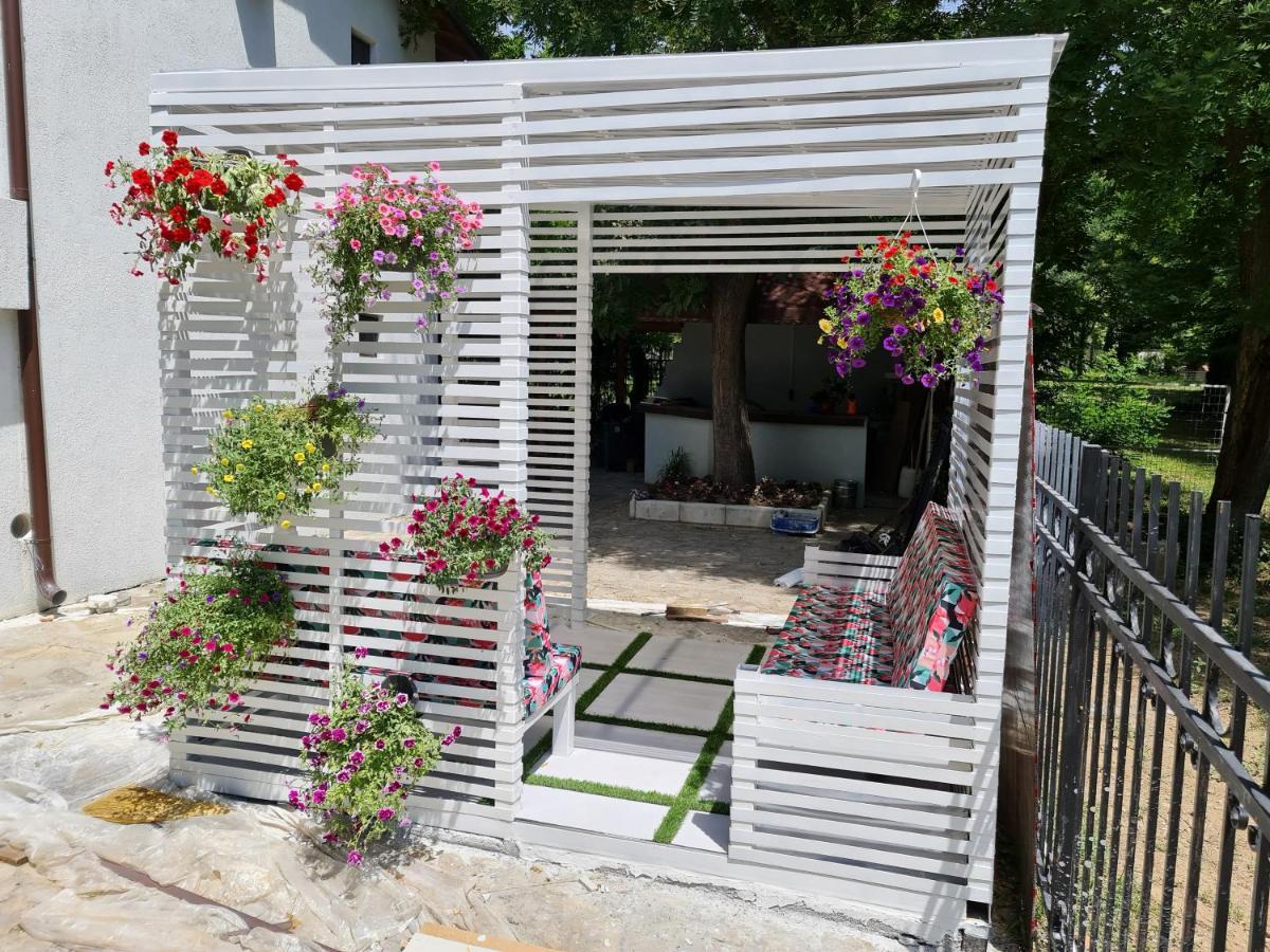 Grande Spa Deluxe Studios Sliven Exterior photo